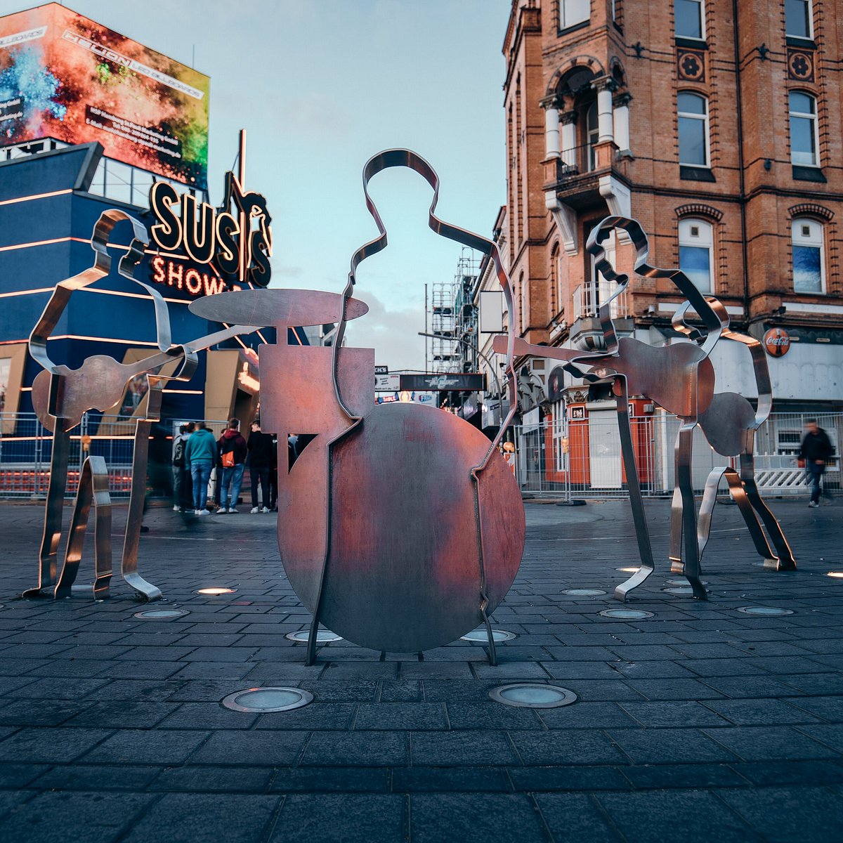 Public pedestrian area at Beatles-Platz, outside the pedestrian flow at Reeperbahn and Grosse Freiheit.