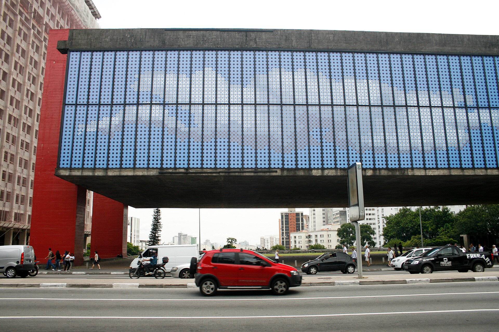 Public pavement at MASP’s Avenida Paulista frontage, 1578, beside the open span; remain outside any event barriers.