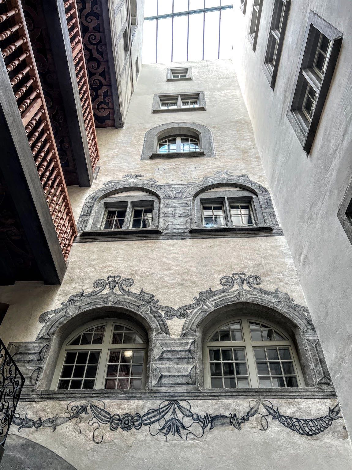 Public exhibition room at Haus zum Rech, Neumarkt 4, beside the Zürich around 1800 city model.